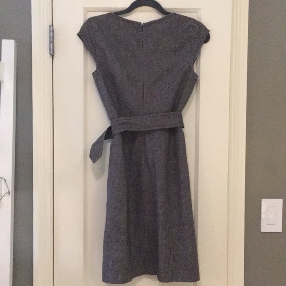 Ann Taylor dress 0P - Picture 2 of 6